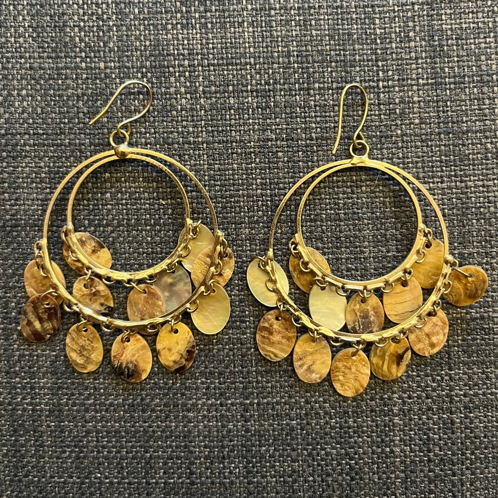 GOLD AND BROWN DANGLY EARRINGS
